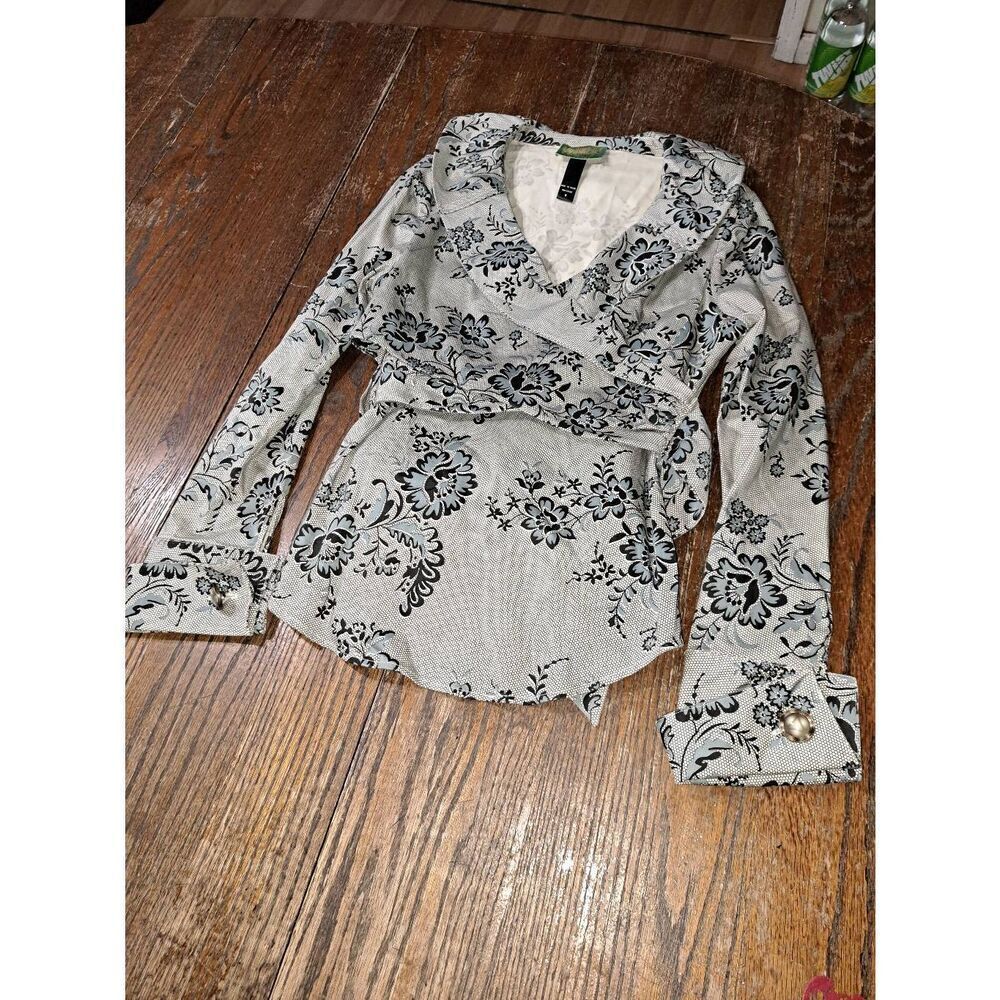 Medium Tracy Porter Cream Blue Floral Long Sleeve Ruffle Collar Silk VNeck Shirt